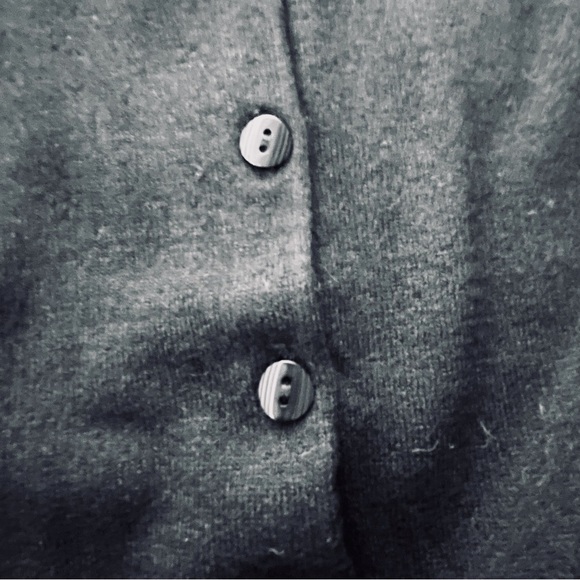 Emma James by Liz Claiborne Black cardigan- Size 1X - Picture 8 of 11